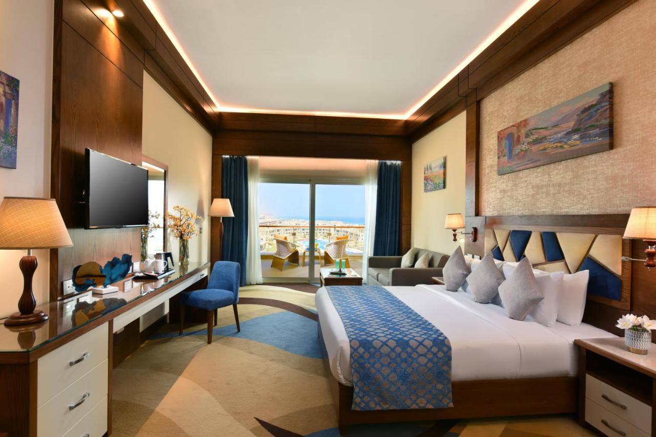 Tolip Resort El Galala Majestic Ajn-Szuhna Kültér fotó