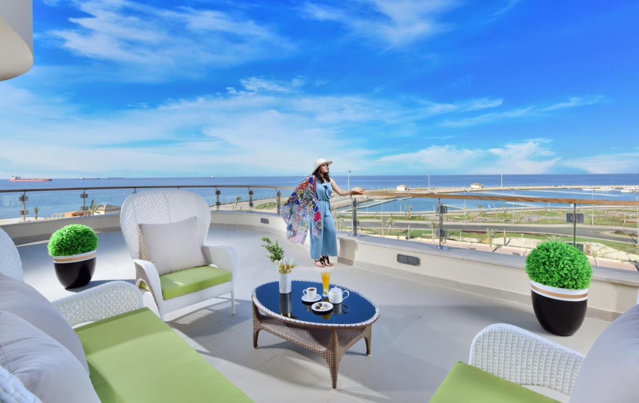 Tolip Resort El Galala Majestic Ajn-Szuhna Kültér fotó